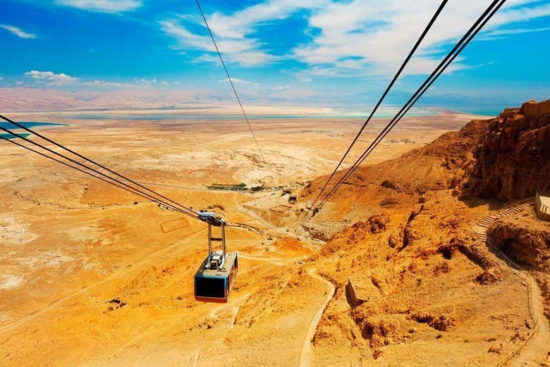 Subindo a Massada de teleférico